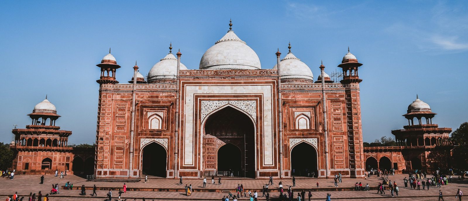 Taj Mahal Sunrise & Agra Day Tour with Transfers